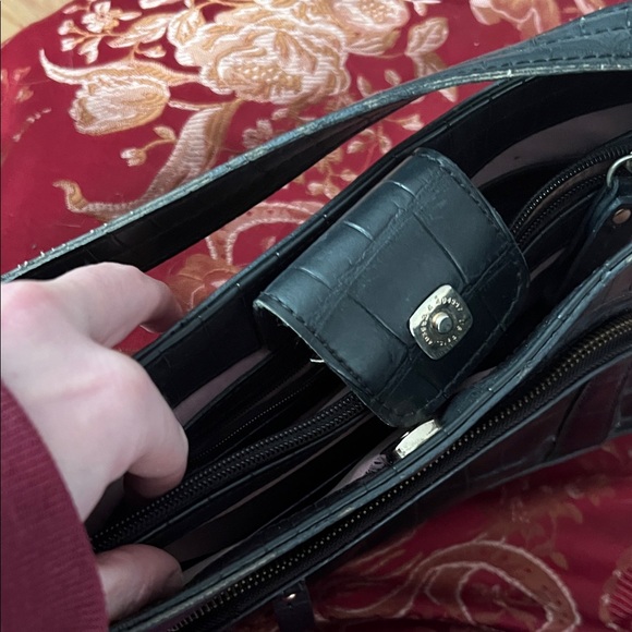 Y2K Liz Claiborne Black Crocodile-Embossed Shoulder Bag - Picture 6 of 6